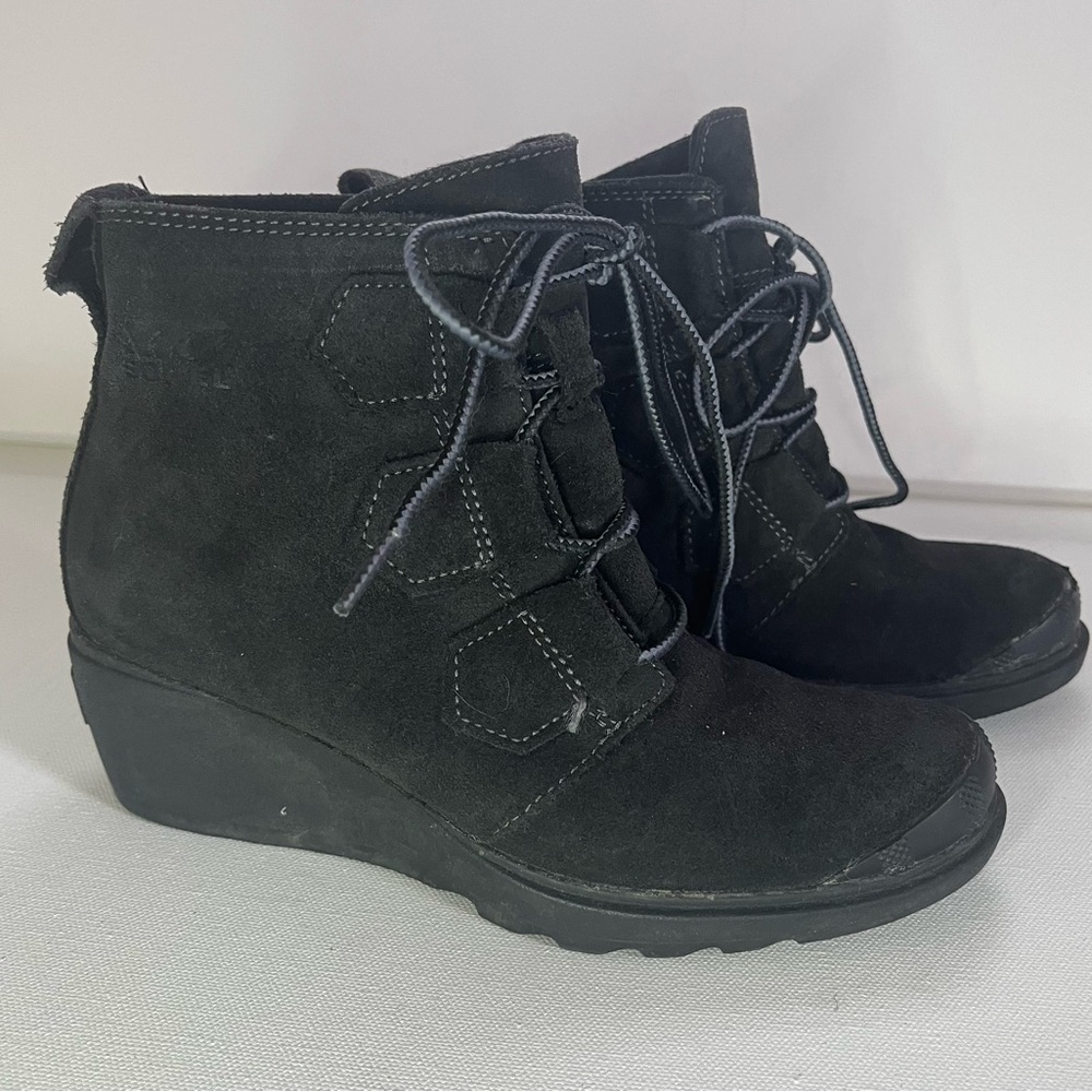 Sorel Toronto Women's Lace Up Black Suede Wedge Boots